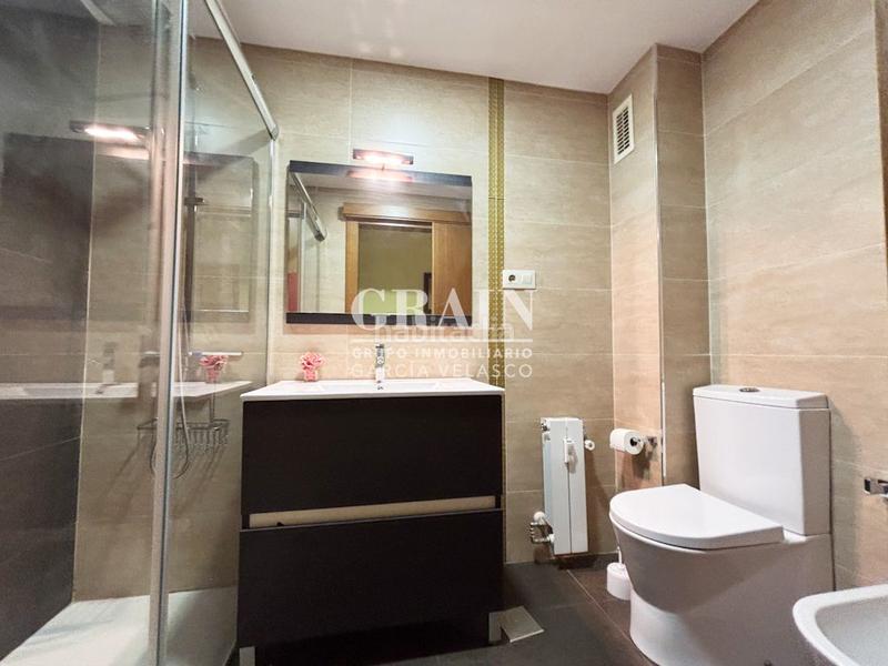 Foto 2fff1fd5-3d82-4713-9049-fe2924a915c4. Flat with heating parking in Estación Albacete