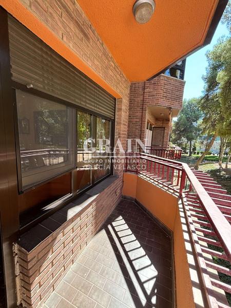 Foto 3b32519e-6439-4f55-8c08-c4b40e08c879. Flat with heating parking in Estación Albacete