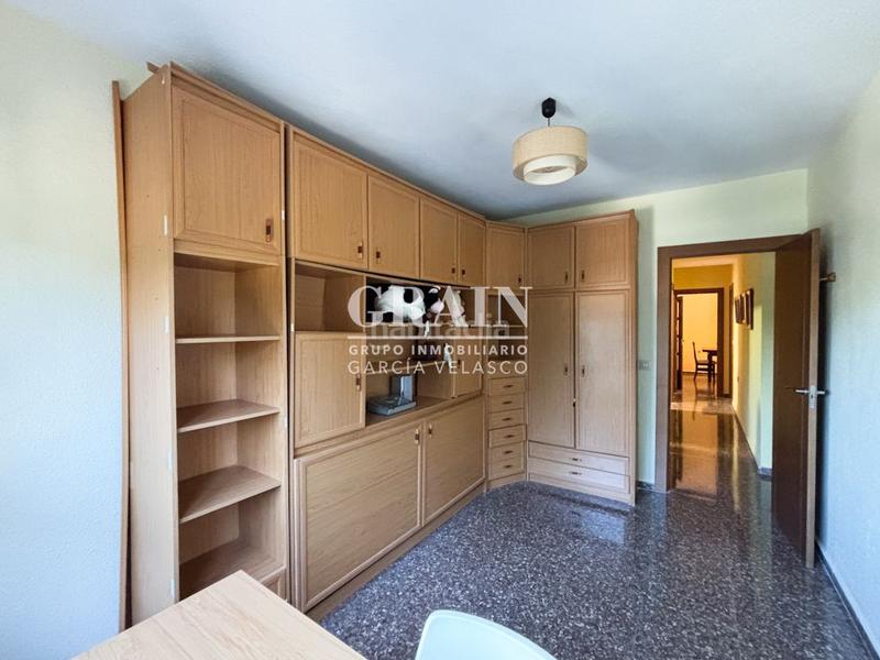 Foto 44c35e40-8ce3-43ed-accd-9086cf035910. Flat with heating parking in Estación Albacete