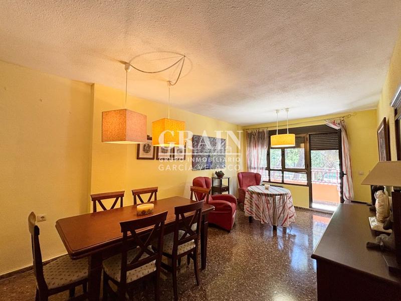 Foto 7c79f5b9-fc58-4450-88a1-350e54fc373f. Flat with heating parking in Estación Albacete