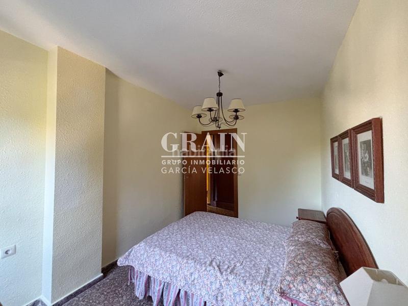 Foto f68ce0a6-2b2f-4f2a-be3d-06c447d3b2c1. Flat with heating parking in Estación Albacete