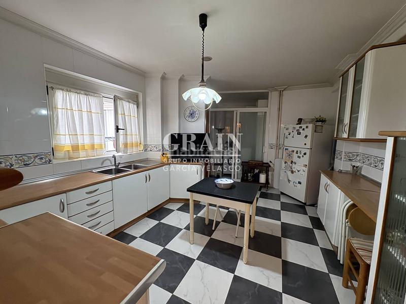 Foto 89be9169-d6f9-4701-a4d0-d2700cd8ba8e. Appartamento con riscaldamento parcheggio in Centro Albacete