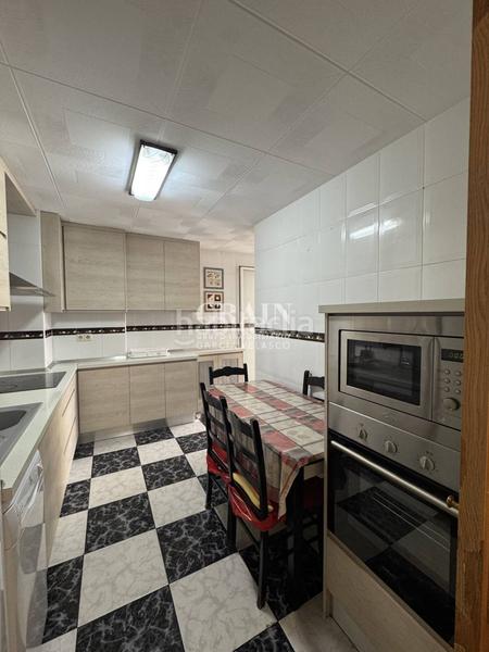 Foto 607f18a4-87d9-4d34-99d4-933074948faa. Lloguer pis amb calefacció a Feria Albacete