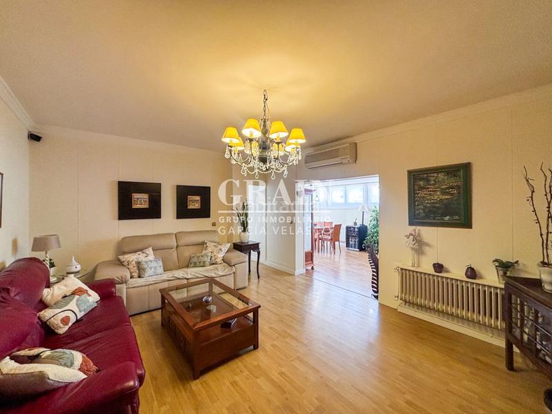 Foto 7bccedb4-9ccf-4388-b81c-d9a2a6ada37e. Dachwohnung mit heizung in Centro Albacete