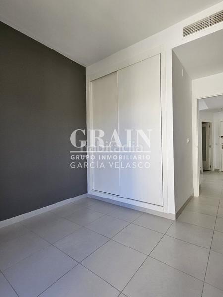 Foto f67b5bd0-ef6d-4676-8c9e-e99388062f57. Pis amb calefacció aparcament a San Antonio Abad Albacete