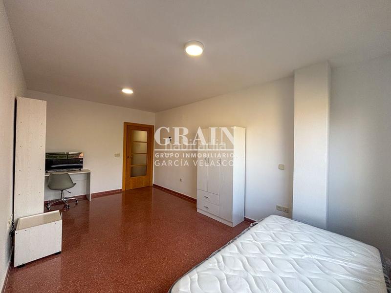 Foto 49c70c82-6a1a-4b14-ace6-256e884a0977. Location appartement avec chauffage dans Universidad Albacete