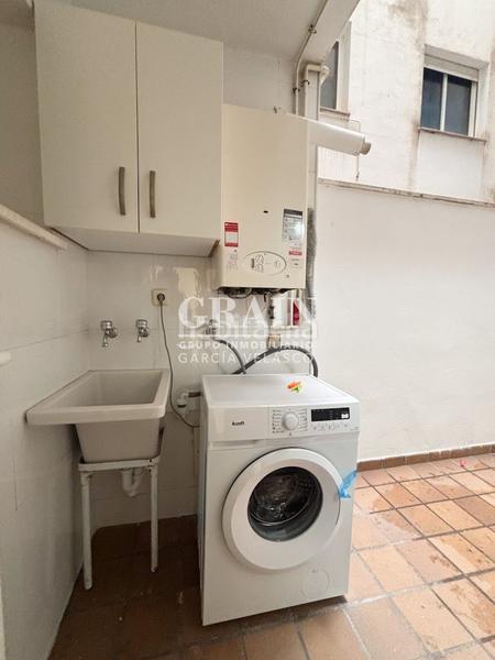 Foto a8cb0cf1-572f-498f-92b6-3e792446a28c. Rent flat with heating in Universidad Albacete