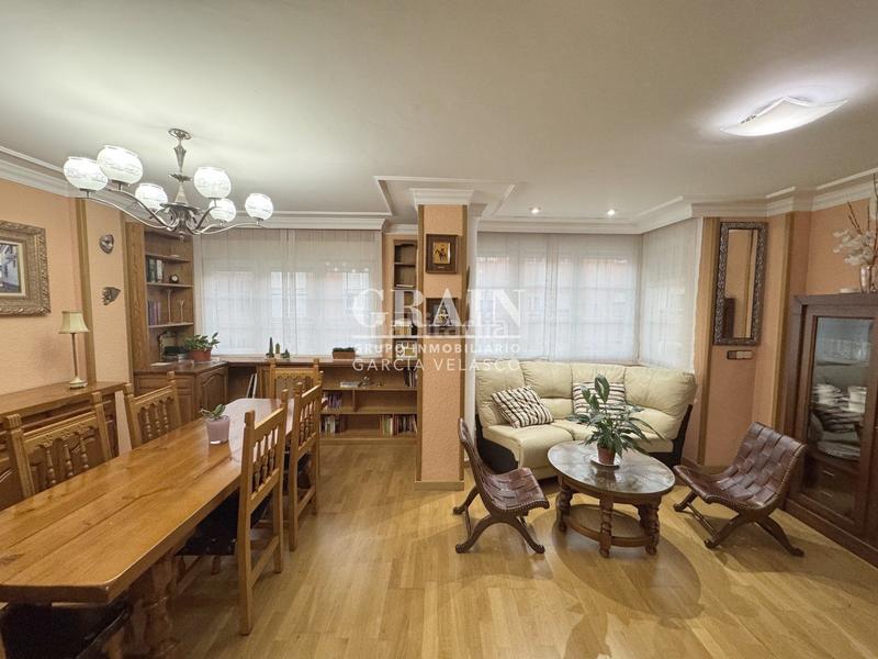 Foto a2c7197b-f8ac-49c5-a894-4ae22e7f68d6. Etagenwohnung mit heizung parking in Industria Albacete