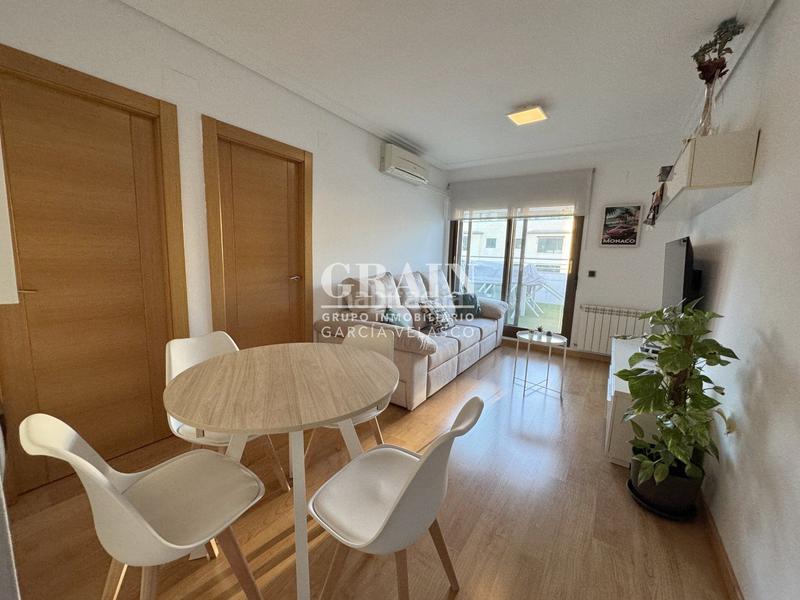 Foto 12f15c7f-c142-4102-8caf-2dc2adcb430e. Lloguer àtic amb calefacció aparcament a Carretas - Pajarita Albacete