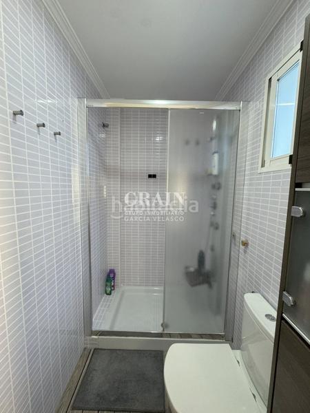 Foto 2b4fa973-894d-4cd4-9c10-dd8b31dc7b35. Rent penthouse with heating parking in Carretas - Pajarita Albacete