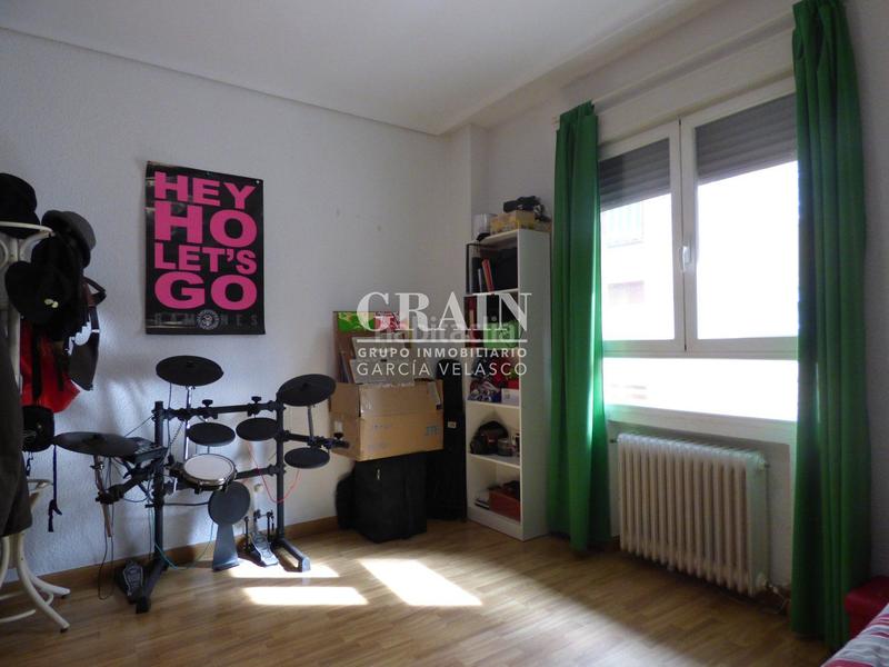 Foto b7ba7e66-260c-4f3a-96ef-3605a4f10694. Etagenwohnung mit heizung in Ensanche - Franciscanos Albacete