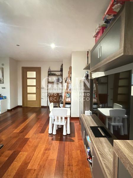 Foto cc71e9d6-7db6-4f0a-8321-efa1316fca62. Flat with heating in Fátima Albacete