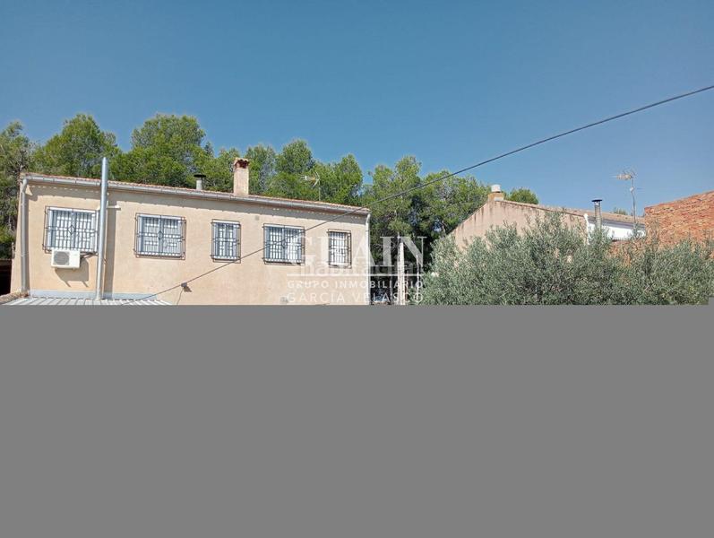 Foto e77a4bcd-1e41-497f-a462-3718d6176b76. Casa con riscaldamento parcheggio in Pedanías - Extrarradio Albacete