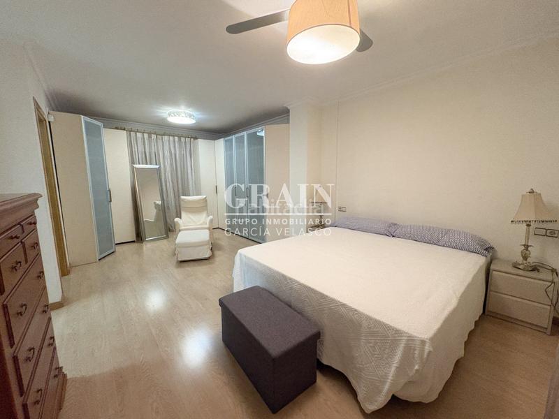 Foto 68d05423-a8bb-4cd7-a8ca-fffec1190b2a. Casa adossada amb calefacció aparcament piscina a Albacete