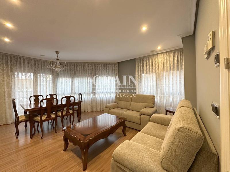 Foto 515f314a-45b3-48f2-bf56-90069330c6f2. Pis amb calefacció aparcament a Ensanche - Franciscanos Albacete