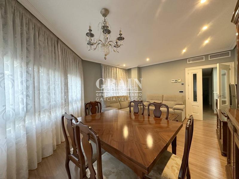 Foto 5bdd27de-ae47-4694-bb78-8ba31c2bc2a0. Pis amb calefacció aparcament a Ensanche - Franciscanos Albacete