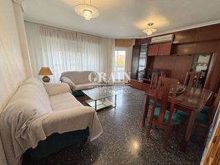 Alquiler Piso en San Antonio Abad. Piso en alquiler en estación, 4 dormitorios.