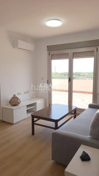 Foto d75cb596-5bff-4fa0-93f2-1b9b334098db. Location attique avec chauffage parking dans Estación Albacete