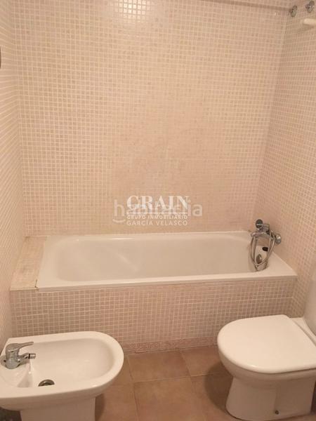 Foto a208a11e-8368-447e-a285-c44789d0e6ca. Pis amb calefacció aparcament a Universidad Albacete