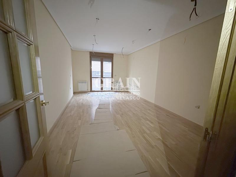 Foto 1ace71ff-b9b6-42cd-b1f2-6b9b190622ef. Etagenwohnung mit heizung parking in Ensanche - Franciscanos Albacete