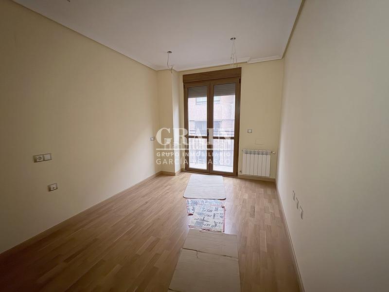 Foto 2d0d4d9e-dcd8-45d4-ad89-201a1d6aad93. Etagenwohnung mit heizung parking in Ensanche - Franciscanos Albacete