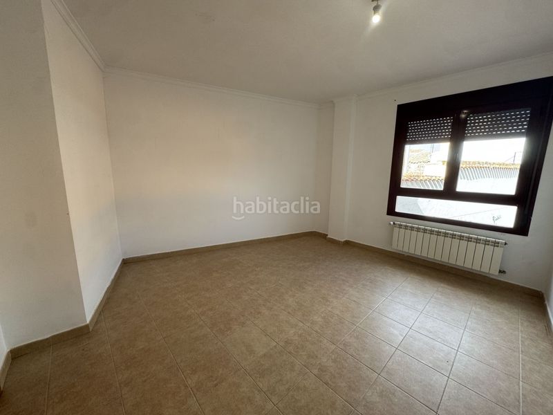 Foto 8987bdd7-e52b-4eee-9dbe-a25e39b23e87. Casa adossada amb calefacció aparcament a Barrax