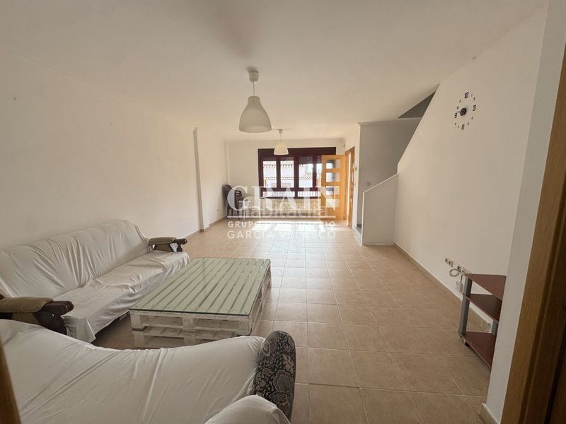 Foto ef1ba298-ec3d-456c-9d1a-3197337cd114. Casa adossada amb calefacció aparcament a Barrax