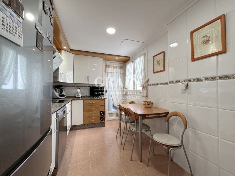 Foto 07af88eb-0e9a-4e59-8c15-894db9c8427e. Àtic amb calefacció aparcament a San Pablo Albacete