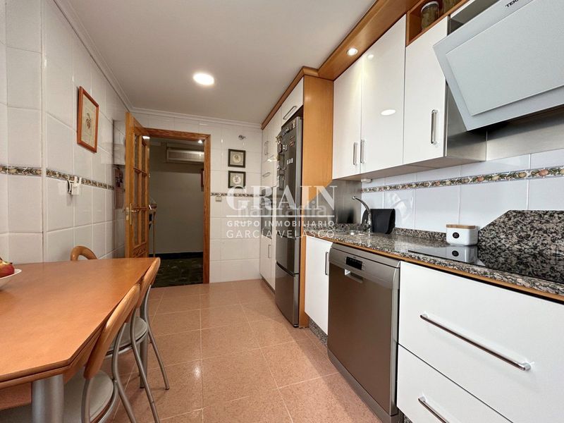 Foto 2cb7881c-aa1e-4088-805c-e9ae4607e737. Àtic amb calefacció aparcament a San Pablo Albacete