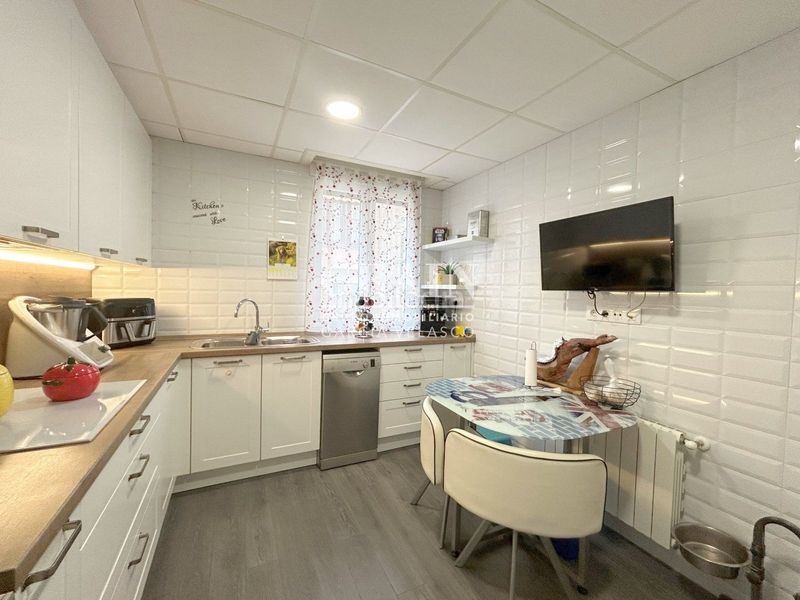 Foto 81c9823f-13ba-475d-b40f-6fbe4066d823. Pis amb calefacció a Centro Albacete