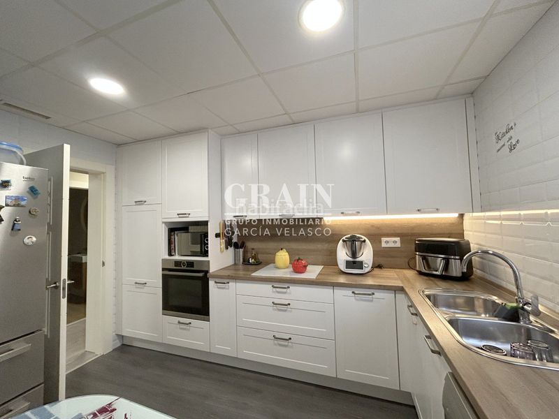 Foto c53d6c12-423e-4044-a54a-2f6143f749c7. Pis amb calefacció a Centro Albacete