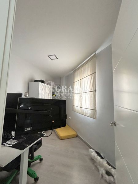 Foto e5769047-f59a-4783-8a1a-6746b1685a68. Pis amb calefacció a Centro Albacete