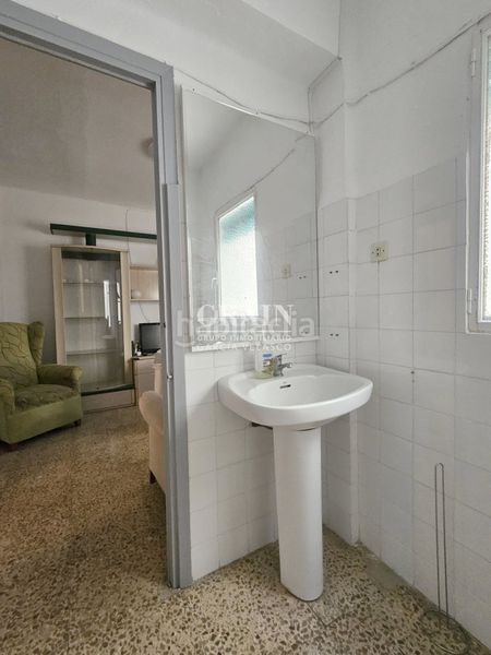 Foto 175f04d5-199b-4dba-991e-2e10e8546143. Pis a Hospital Albacete
