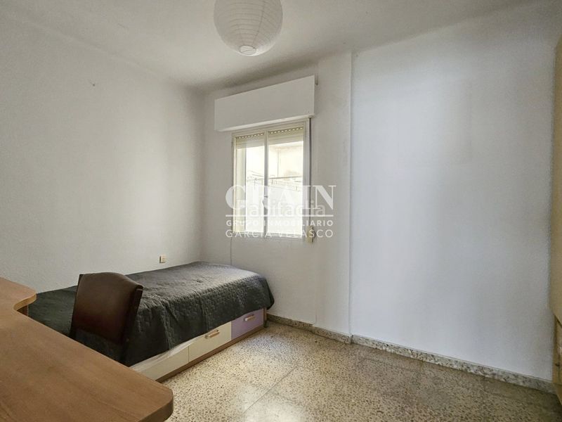 Foto 198a988d-c96b-40e1-82ac-8dbdb85300c3. Pis a Hospital Albacete