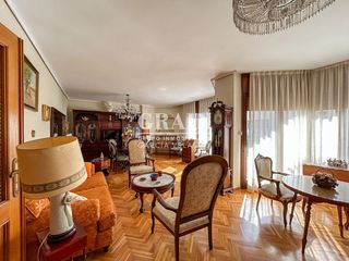 Appartamento in Centro. Piso en venta en centro, 4 dormitorios.