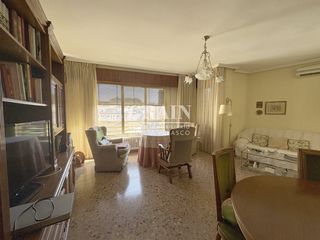 Flat in Centro. Piso en venta en centro, 5 dormitorios.