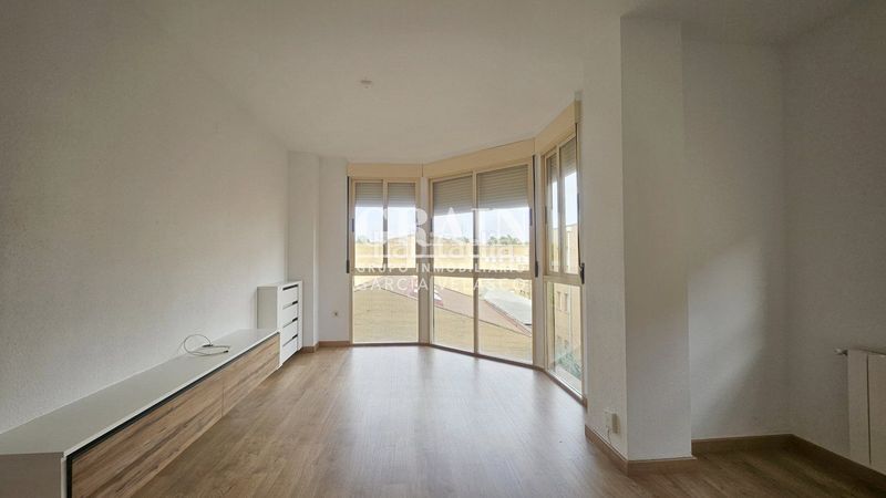 Foto d052f655-6c85-455b-842b-4f7c672bd689. Apartamento  en venta en campus, 2 dormitorios. en Albacete