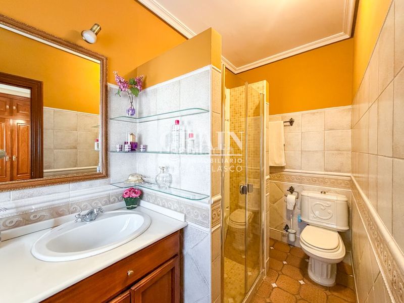 Foto 021050a7-38ea-45c0-8103-251984164d84. Casa adosada adosado en venta , 3 dormitorios. en Barrax