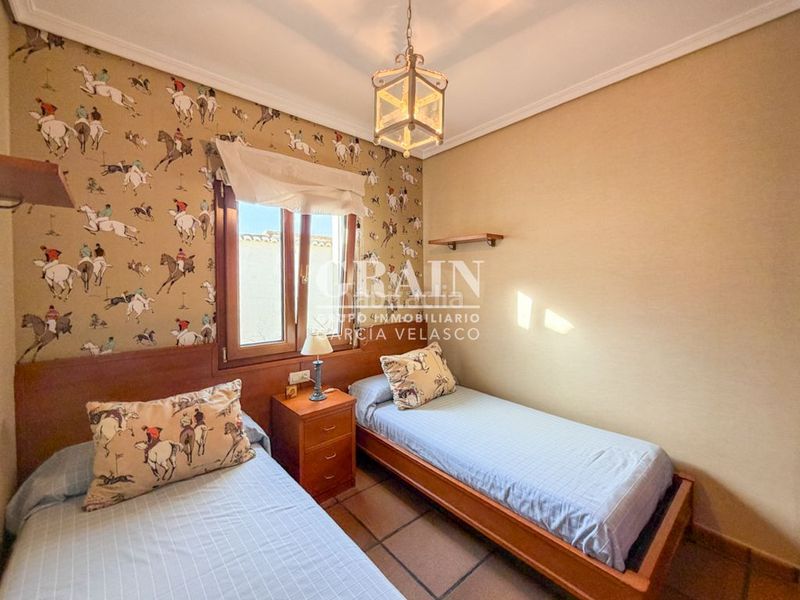 Foto a126b77a-a5c6-4d20-8548-28e93b60b552. Casa adosada adosado en venta , 3 dormitorios. en Barrax