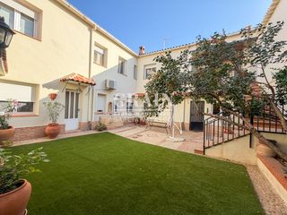 Casa adossada a Barrax