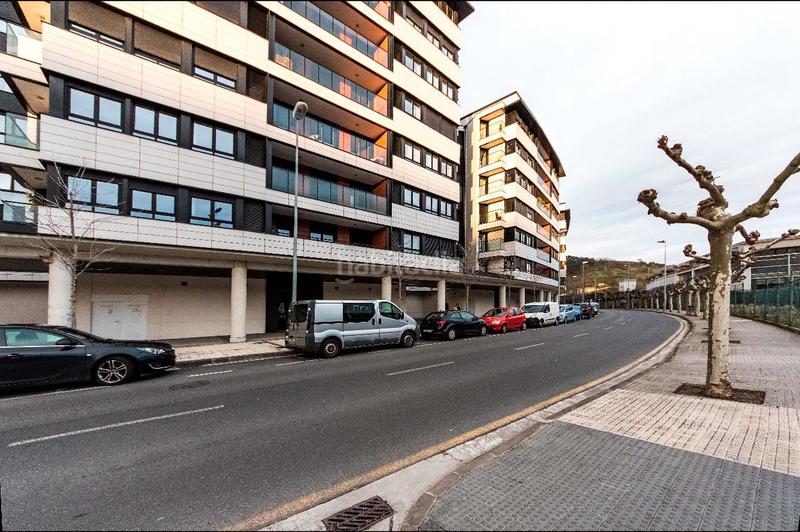 Foto 8254cc8d-b1b8-4b95-9214-a8b67b638df3. Affitto locale commerciale in Pasaia