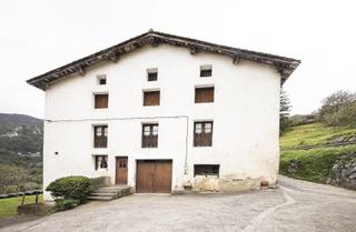 Maison  Alkiza plaza