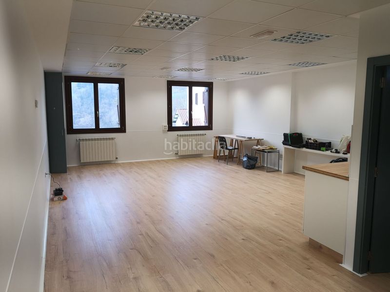 Foto e180ad55-f6f4-4104-a0ec-de8b28477aa9. Local comercial a Alkiza