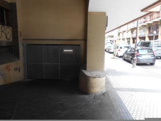 Parking coche en Gros