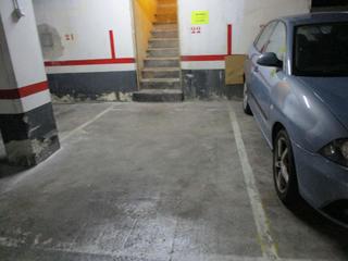 Parking coche en Gros