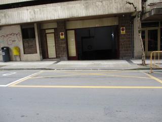Parking coche  José arana kalea