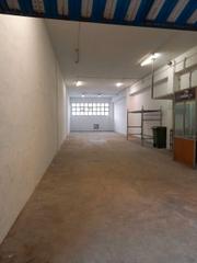 Nau industrial  Ubarburu pasealekua. Pabellón de 120m2 en venta poligono 27
