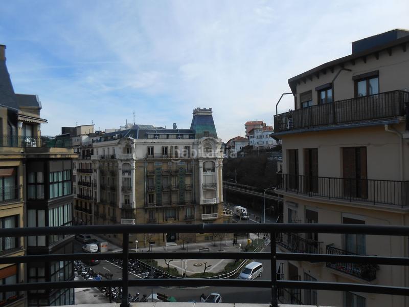 Foto b908df5b-f304-4854-8c62-0945a1316829. Alquiler piso en Gros Donostia - San Sebastián