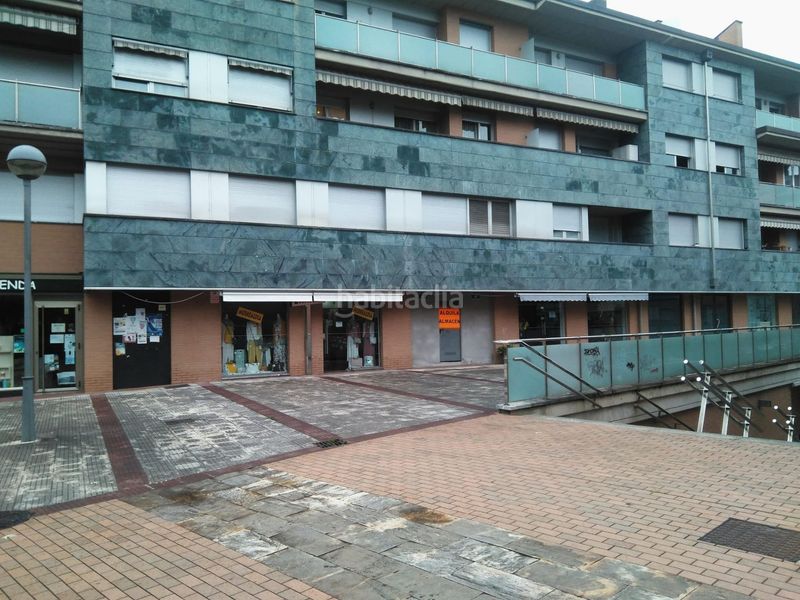 Foto e145f2be-f2f4-4262-a610-240c9395cbdf. Location local commercial dans Hernani