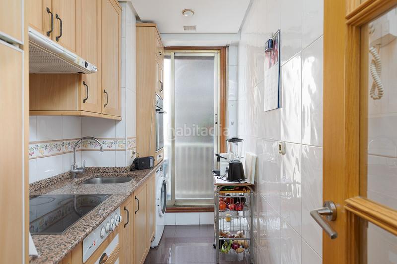 Foto 0b617f5a-c60d-400a-aed5-1215d3979b29. Piso en Gros Donostia - San Sebastián